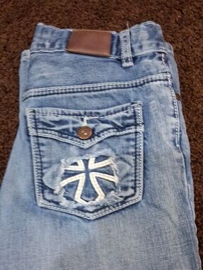 Classic Light Blue FLYPAPER Women’s Jeans with Embroidered Back Pockets